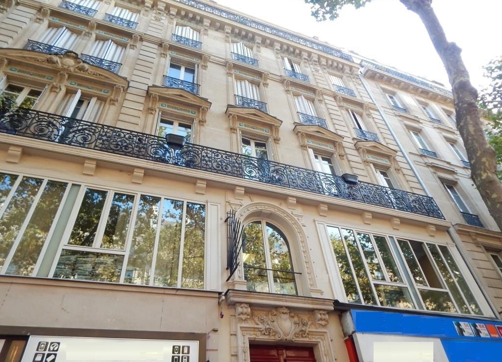 A louer Bureau Paris 10 - 127 m²