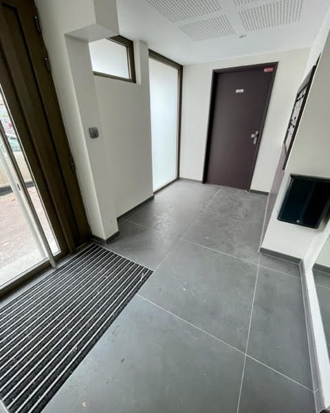 Vente 2 pièces neuf à Montreuil